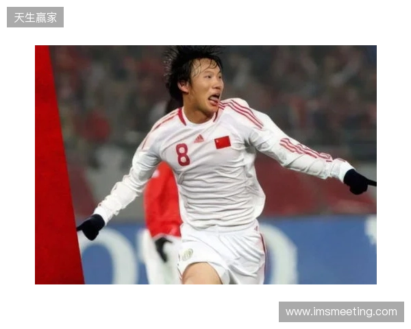 邓卓翔、常卫魏、闫毅等人参加2025武汉足球明星表演赛 邓卓翔、常卫魏、闫毅等人参加2025武汉足球明星表演赛